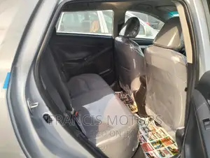 Toyota Matrix 2010 Silver