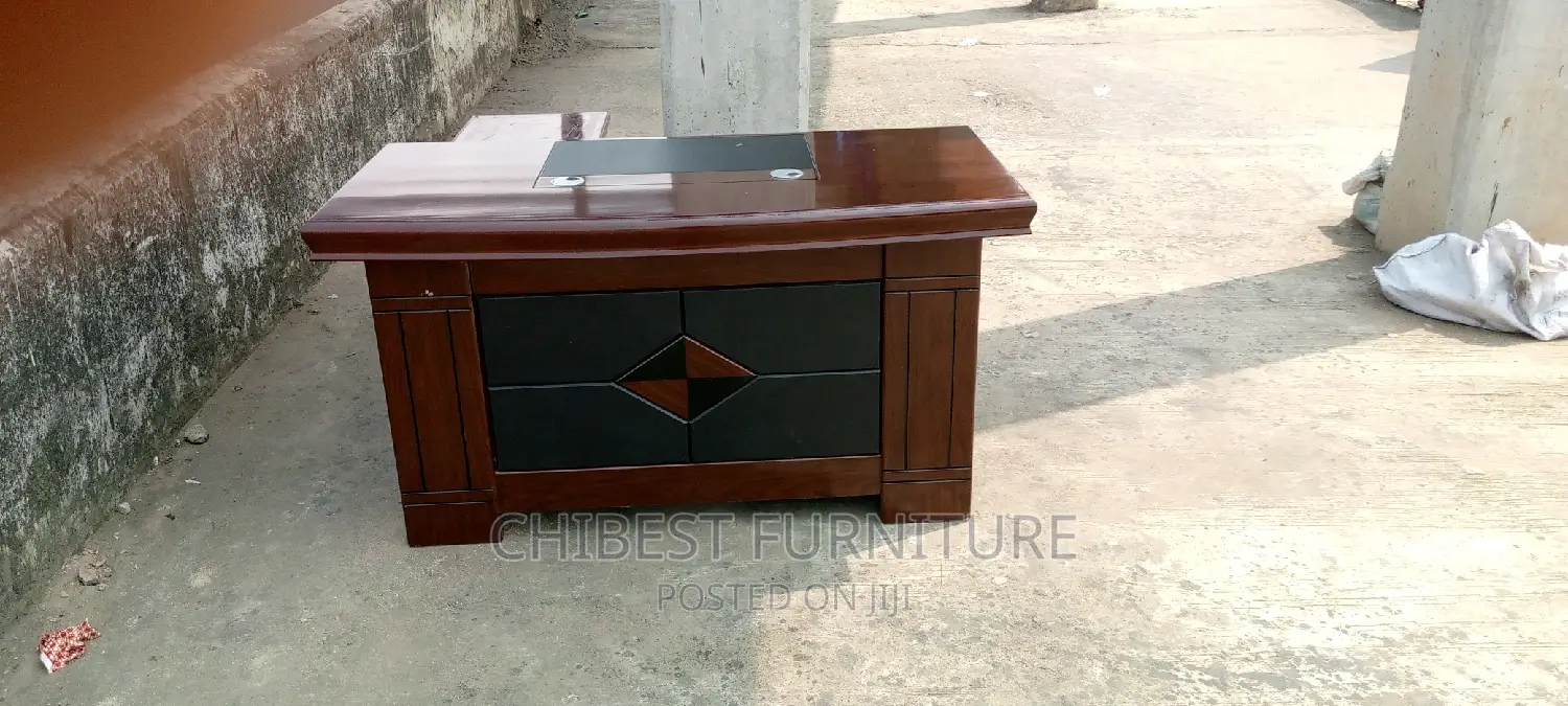 Standard Executive Table for Office