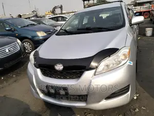 Toyota Matrix 2012 Silver