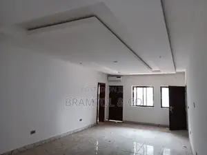 3bdrm Block of Flats in Guzape District for rent