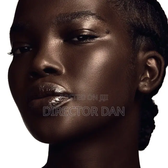 Photographer, High End Retoucher