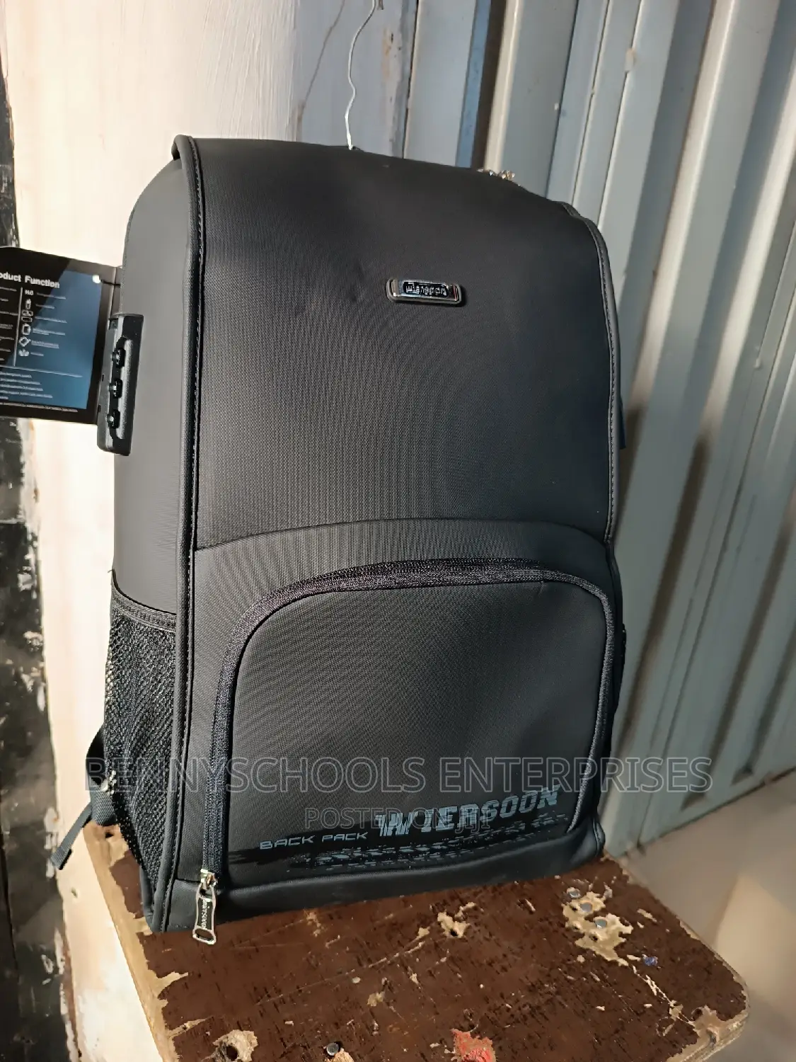 Wiersoon Waterproofbackpack and Laptop Bag Wit USB Antitheft