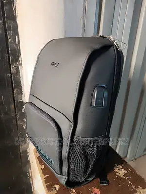 Wiersoon Waterproofbackpack and Laptop Bag Wit USB Antitheft