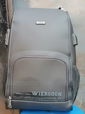 Wiersoon Waterproofbackpack and Laptop Bag Wit USB Antitheft