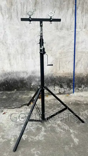 Light Stand for Trusses