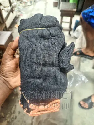 Black Cutting Hand Glove?