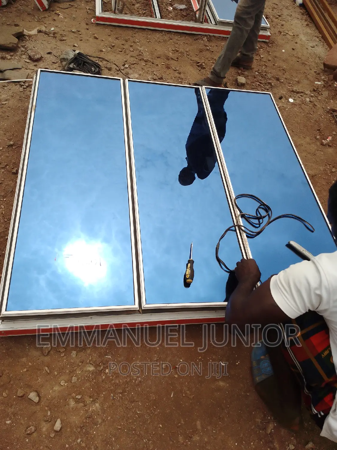 Frameless Window