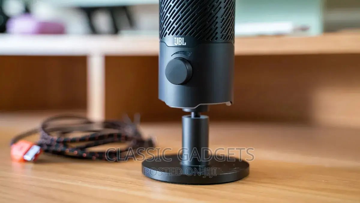 JBL Quantum Stream Dual Pattern USB Microphone