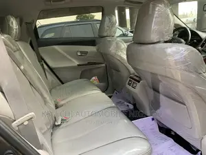 Toyota Venza AWD 2011 Gray