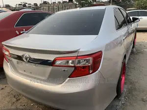 Toyota Camry 2014 Silver