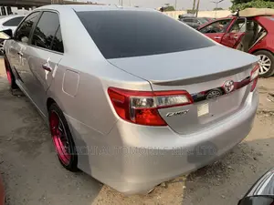 Toyota Camry 2014 Silver