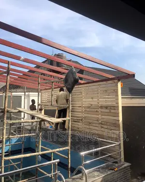 Wooden/Metal Pergola View
