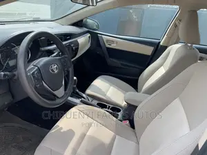 Toyota Corolla LE Premium 4dr Sedan (1.8L 4cyl CVT) 2014 White