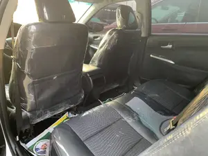 Toyota Camry SE 4dr Sedan (2.5L 4cyl 6A) 2012 Silver