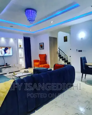 Luxury Fully Detached 4 Bedroom Duplex