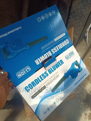 Lion Cordless Blower