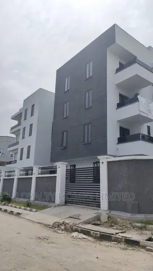 Furnished 5bdrm Duplex in Banana Island for sale