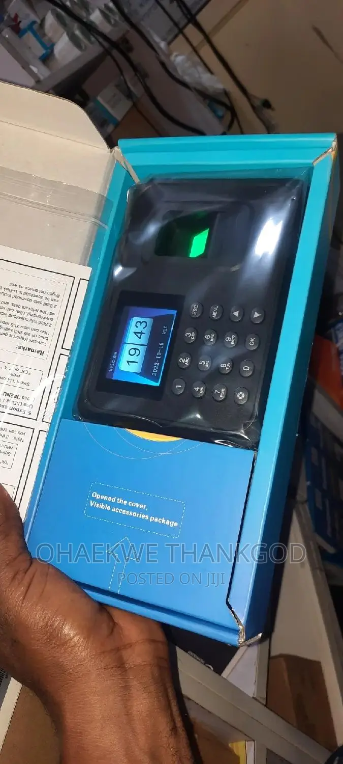 Fingerprint Time Attendance With Inbuilt Battery