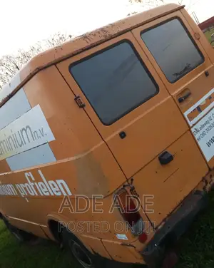 Volkswagen LT 1985 Orange