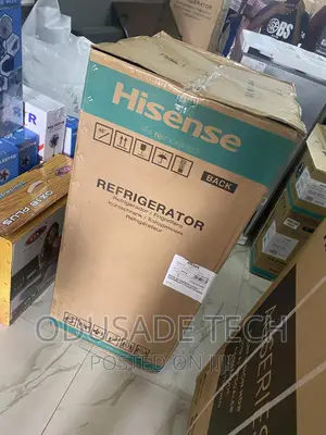 Low Noise Hisense Refrigerator Ref (RR20S) Silver 150L