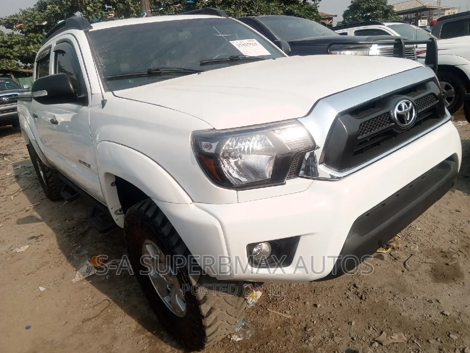 Toyota Tacoma 2015 White