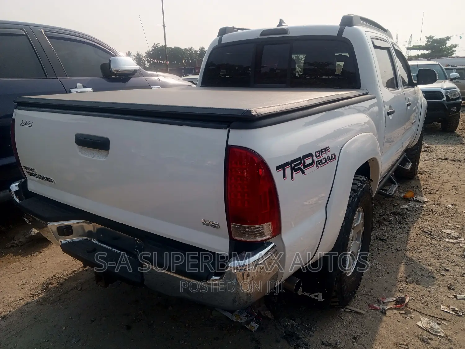 Toyota Tacoma 2015 White