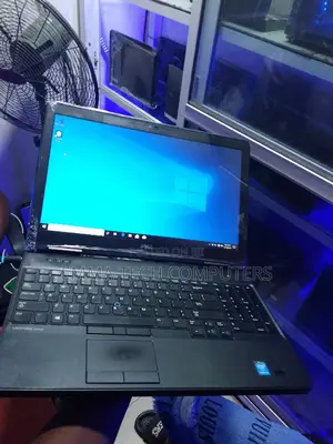 Laptop Dell Latitude 15 E5540 8GB Intel Core i5 HDD 500GB