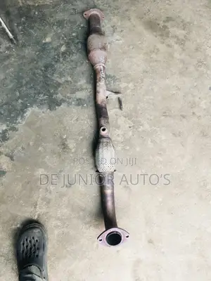Center Catalyst Camry 2010