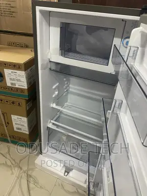 New Sliver Hisense Refrigerator Ref (RR20S) 150L