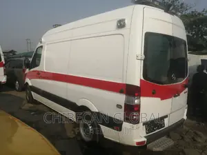 Mercedes-Benz Sprinter 2014 White