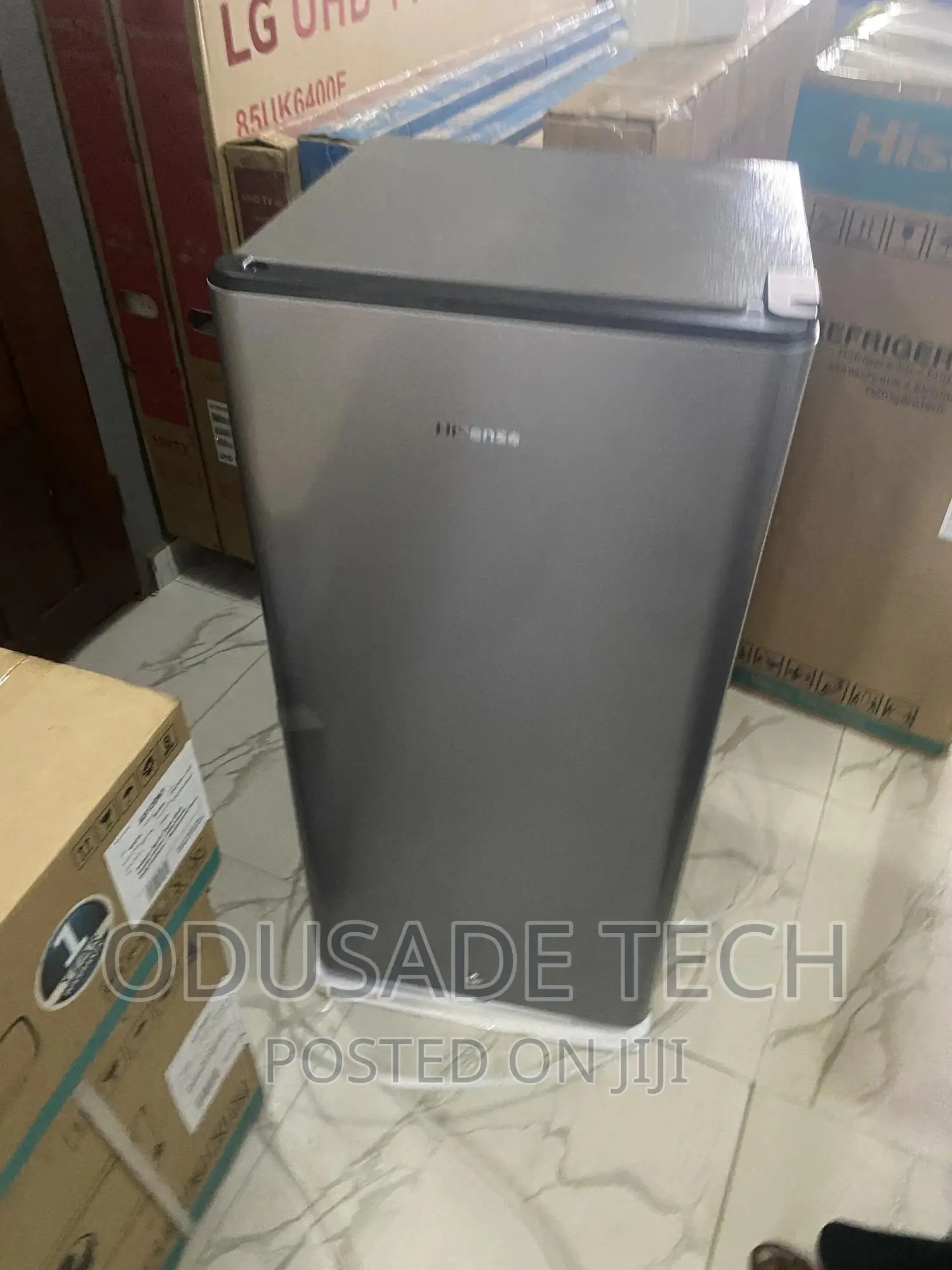 Hisense Sliver Energy Saving Ref (RR20S) Refrigerator 150L
