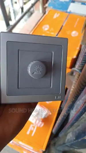 800 Watts Dimmer Switch