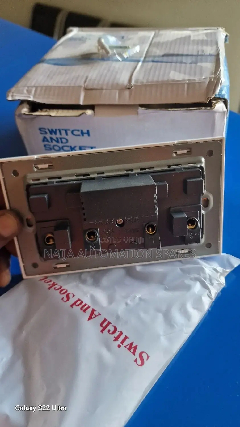 13a Dual Wall Socket With Usb Charging Port for Phone