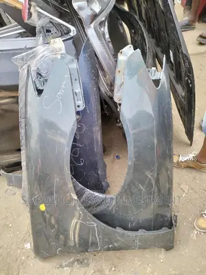 Fender Toyota Camry 05 2.4