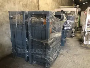 Hydraulic Baler Machine