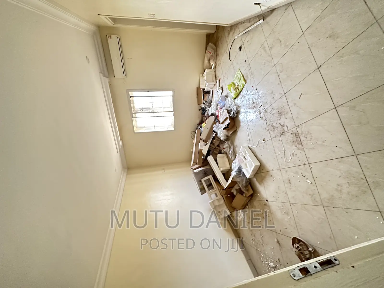 4bdrm Townhouse / Terrace in Apo Dutse for rent