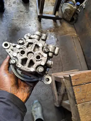 Power Steering Pump for Honda Civic or Accord 2012