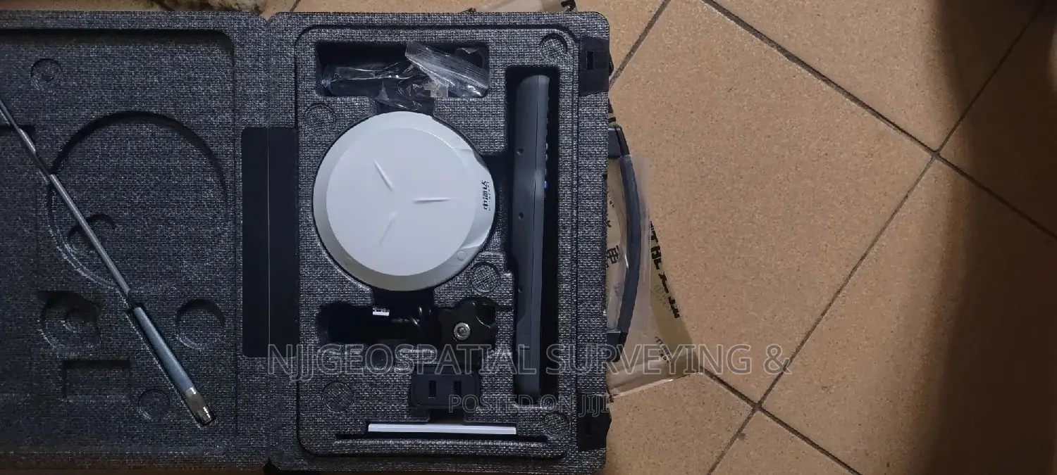 Hi-Target V300 GNSS Receiver With Full Accessories
