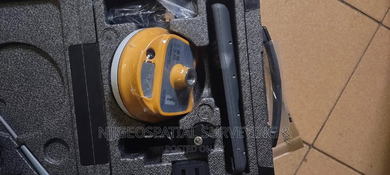 Hi-Target V300 GNSS Receiver With Full Accessories