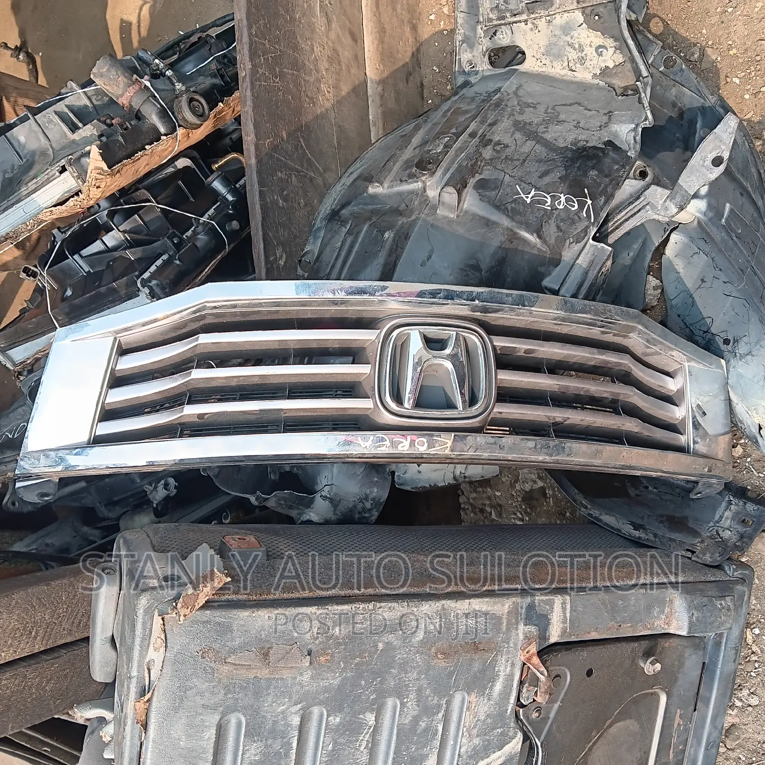 Front Grille Honda Accord 2009