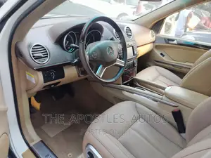 Mercedes-Benz GL-Class GL 550 2012 White