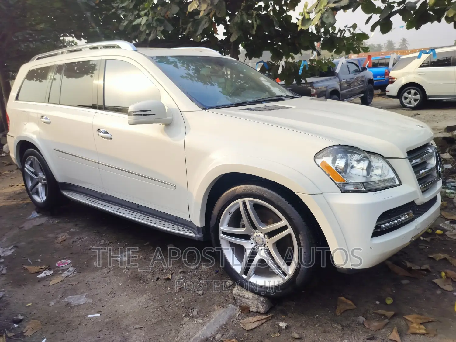 Mercedes-Benz GL-Class GL 550 2012 White