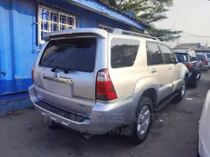 Toyota 4-Runner Limited V8 2008 Silver