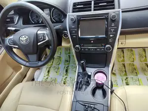 Toyota Camry 2016 Black