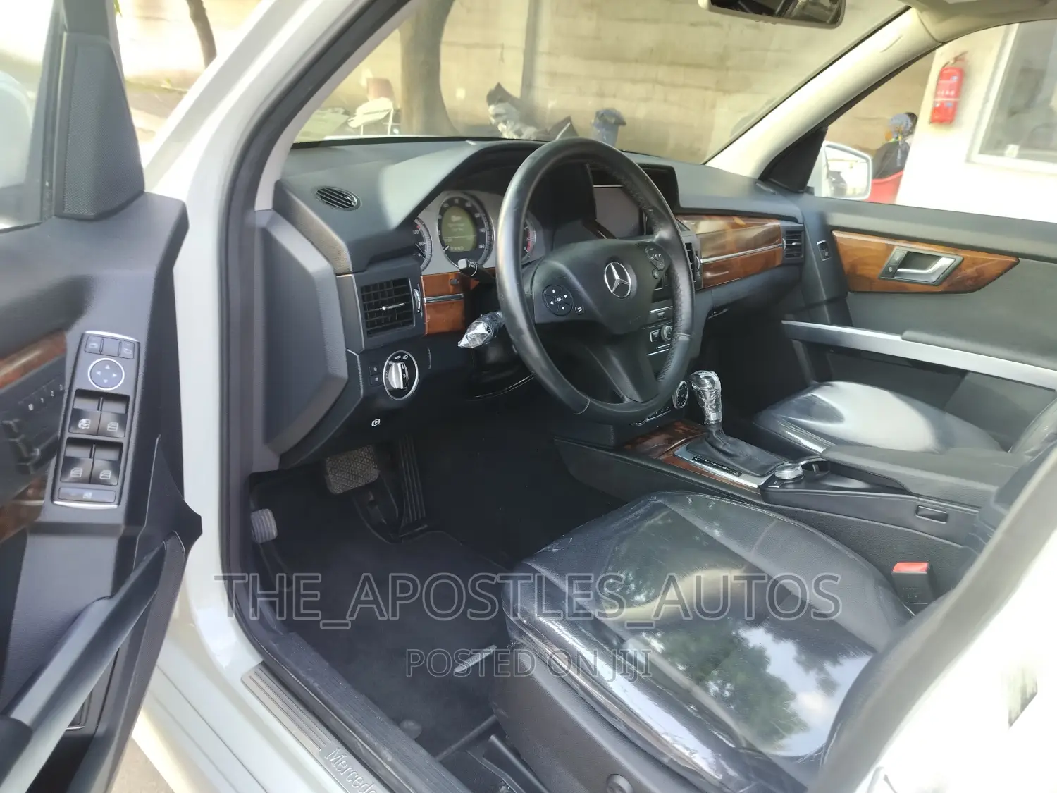 Mercedes-Benz GLK-Class 350 4MATIC 2012 White