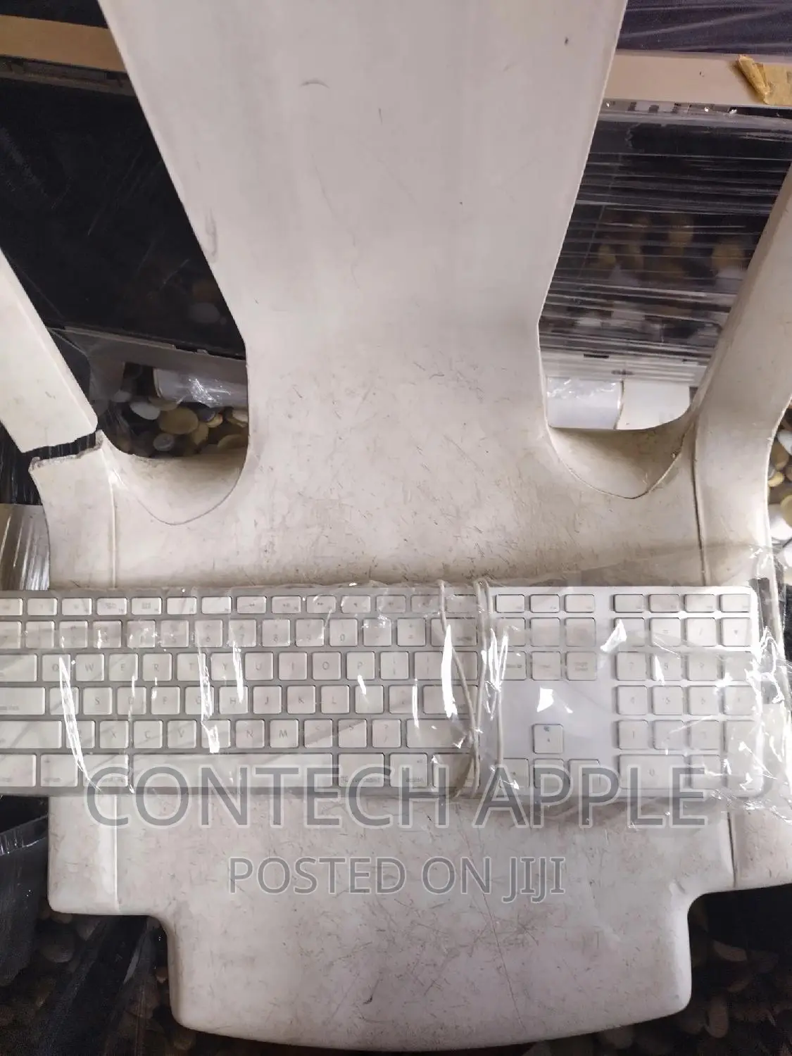 Apple Wired Keyboard