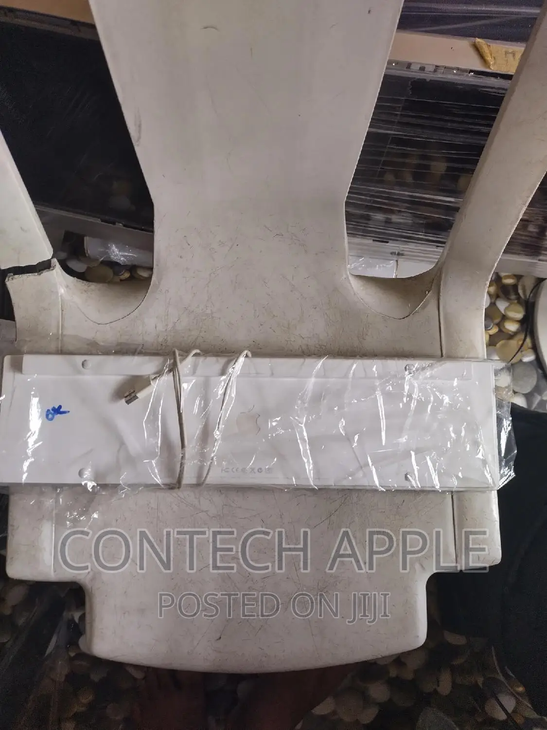 Apple Wired Keyboard