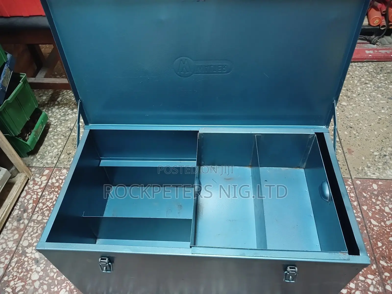 Walter Industrial Storage Tool Box Cases