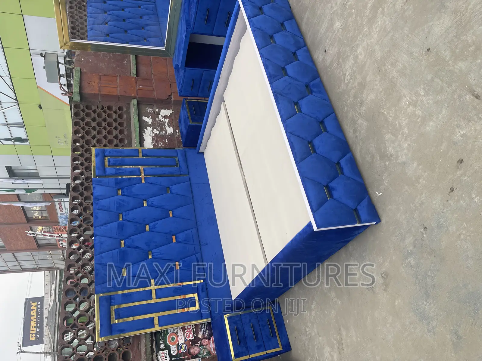 Complete Set of Bed