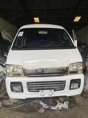 Suzuki Every 2009 White